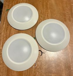 Set of 3 flush mount LED lights