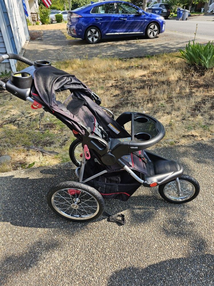 Baby Trend Expedition Stroller