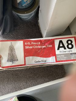4Ft Pre-lit Christmas Tree