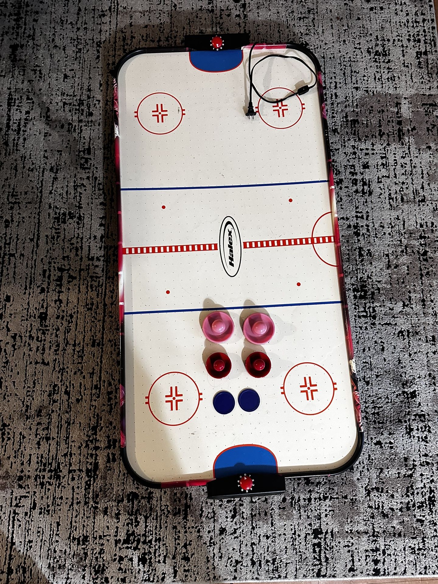Air Hockey Table