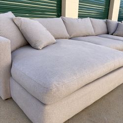 Living Spaces Down Feather Couch 🛻 Available Delivery Available🛻