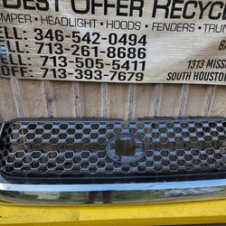 2014-2021 Toyota Tundra Front Grille used Oem