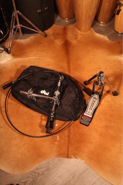 DW 9000 Series 8’ Remote Hi-Hat Stand - Amazing Condition