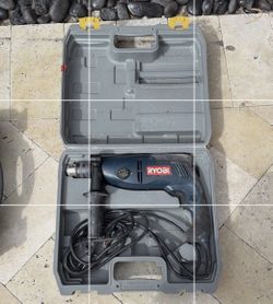 Ryobi Corded Electric Drill with Case -Taladro Eléctrico Ryobi con Estuche