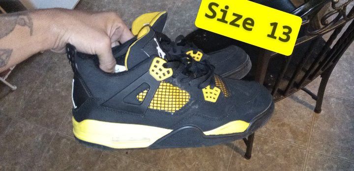 Jordan 4 Retro Size 13