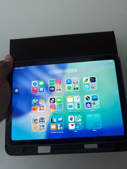 Apple iPad A16 Brand New