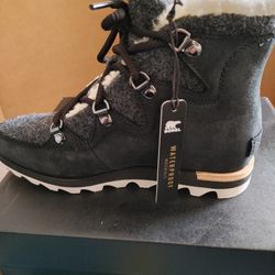 New Women's Boots Sorel Premium Size 5.5