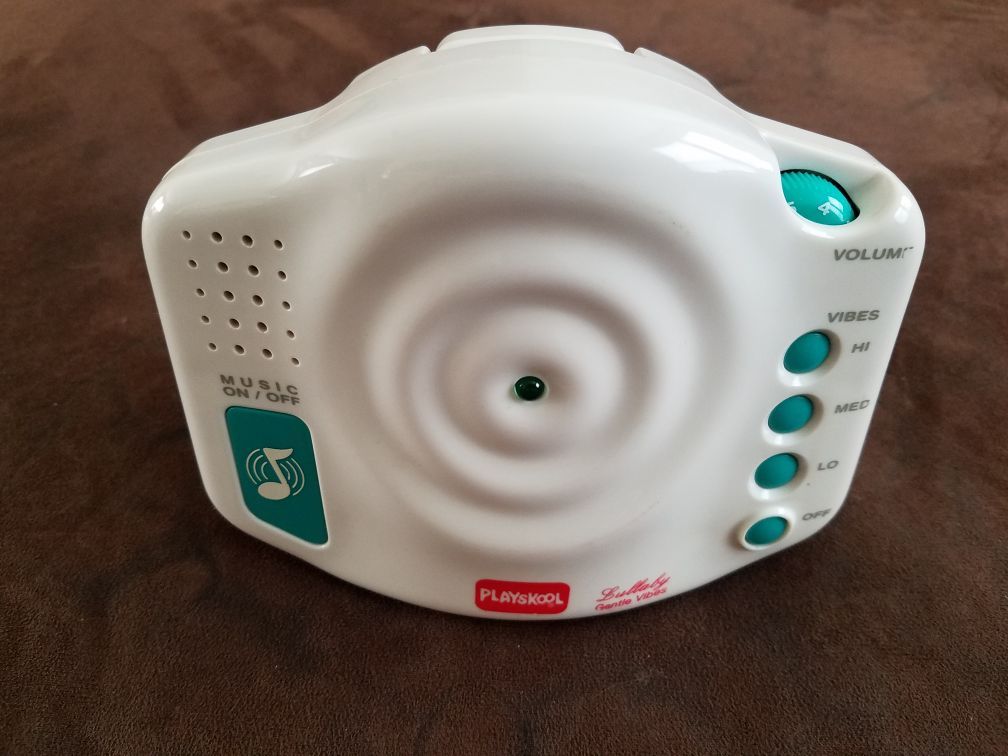 Playskool Lullaby Gentle Vibes crib music player