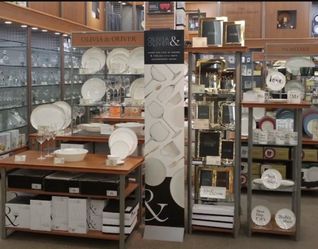 Store fixtures great quality