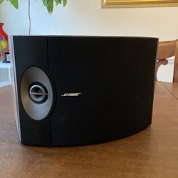 Bose Speakers 301 V