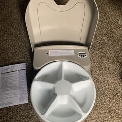 Automatic Pet Feeder