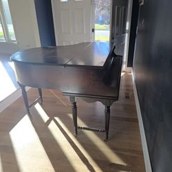  Baby Grand Piano