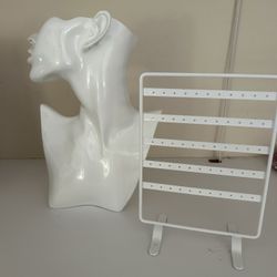 Jewelry Display Head with Earring Holder Bundle – Like New