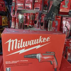 Milwaukee Deck/ Drywall/ Framing Screwdriver 