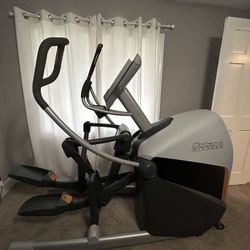 Octane Cross Trainer Elliptical  