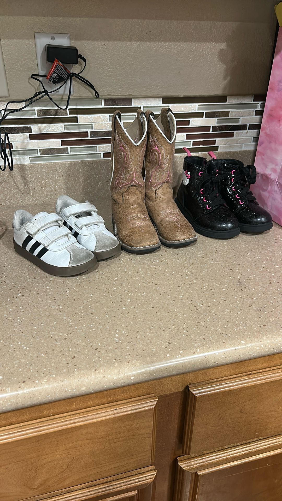 Little Girl Shoes Size 10