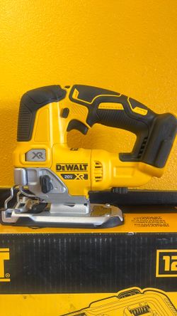 Jiwsaw DeWalt xr