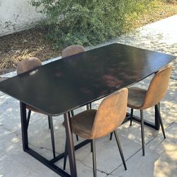 Dining Room Table With Chairs
