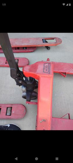 Low profile wide Pallet jacks $499ea Lancaster tx
