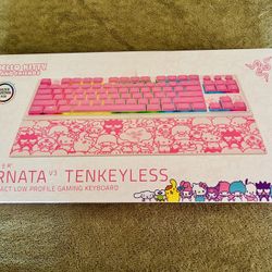 HELLO KITTY GAMING KEYBOARD