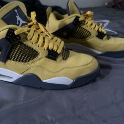 Air Jordan  4 Retro Lighting 2021