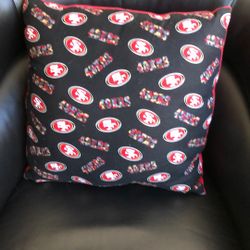 San Francisco 49Er Throw Pillow