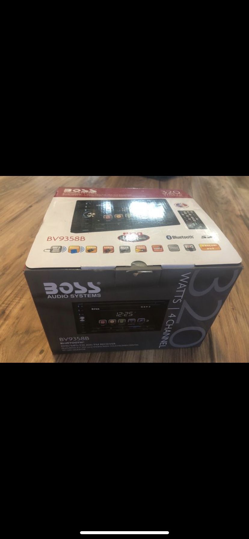 Stereo Boss Bluetooth audio system