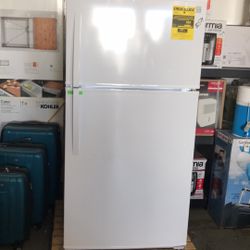 Kenmore 61202 21 cu. ft. Top-Freezer Refrigerator - White (Limited time offer).