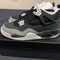 Jordan 4 Retro 