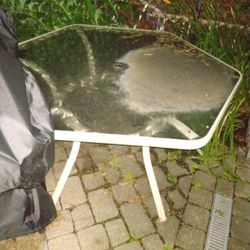 Metal/Glass Patio Table