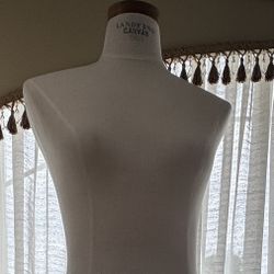 Pinnable Female Mannequin