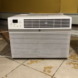 12 000 GE windows Ac