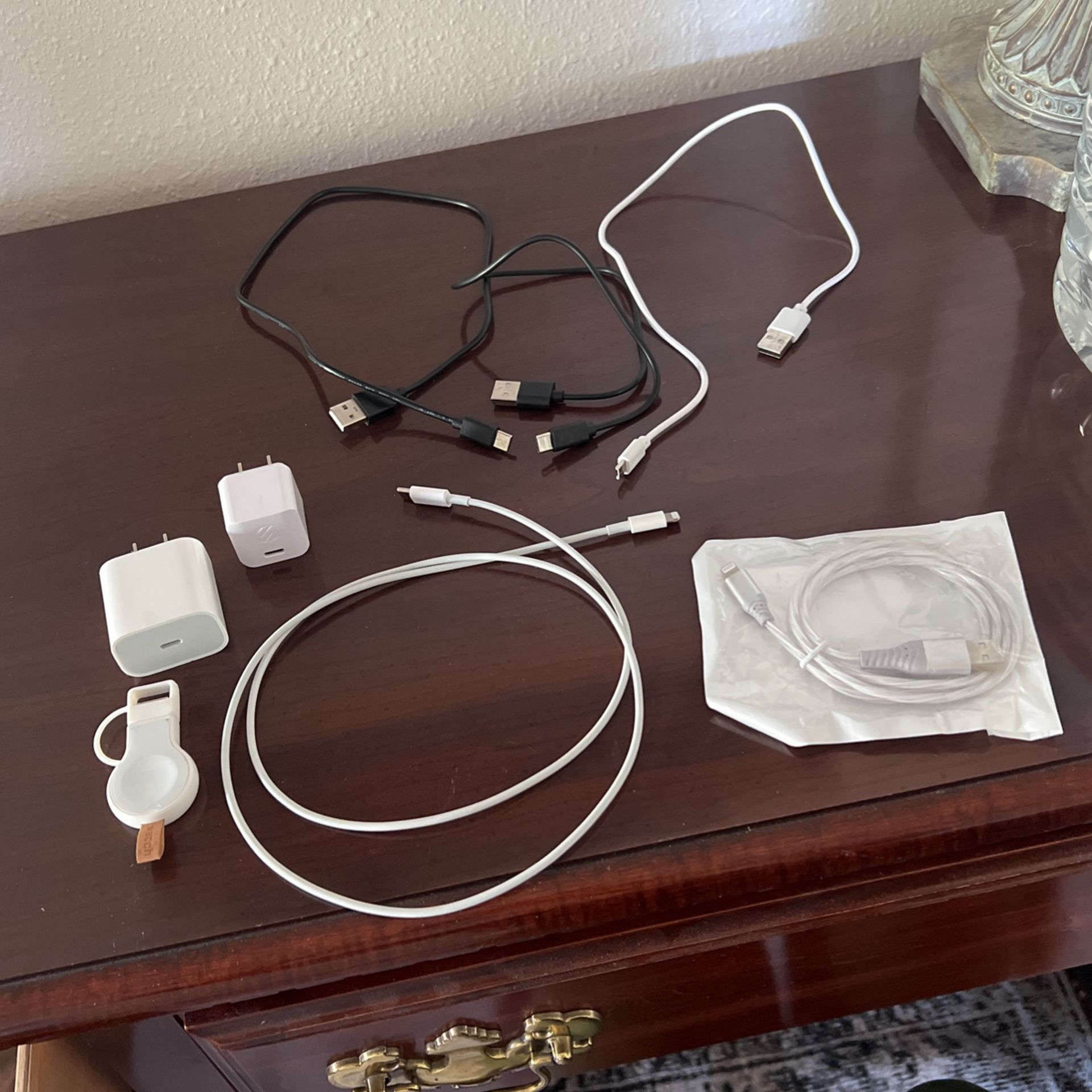 Charge Cords Apple, Mini USB, USBC Apple Watch Charger