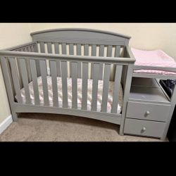 Baby Crib 