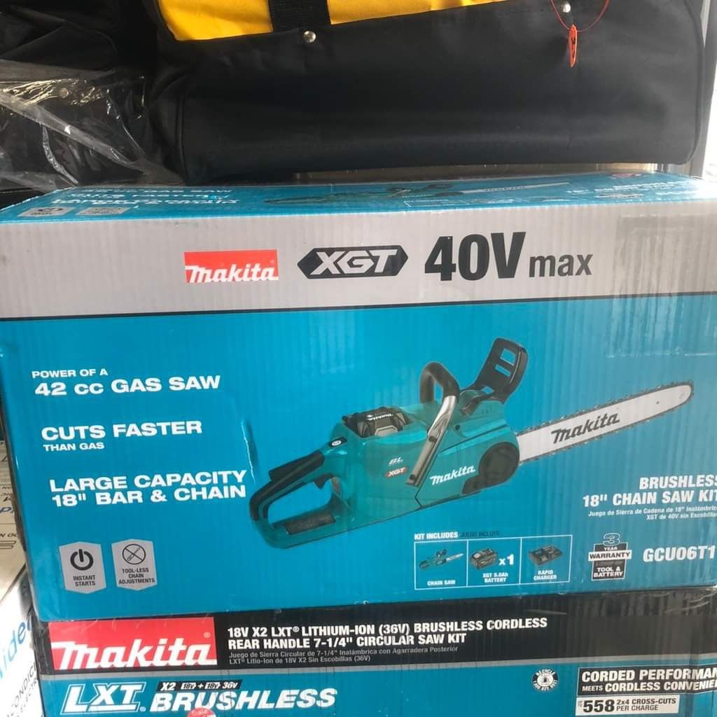 Makita New Ki Chain Saw 40v Brushless , Battery And Charger - Kit Nuevo