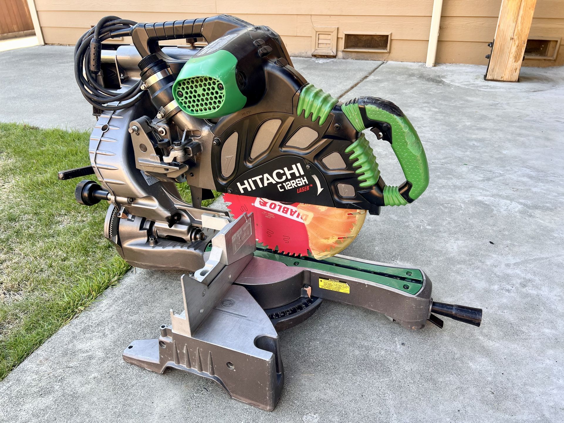 Hitachi C12RSH ,12” Slider, Dual Beveled