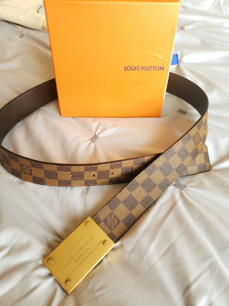 Louis Vuitton belt, 34