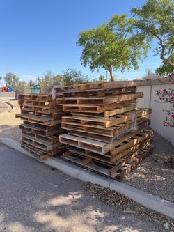 Lot of Used Wooden Pallets