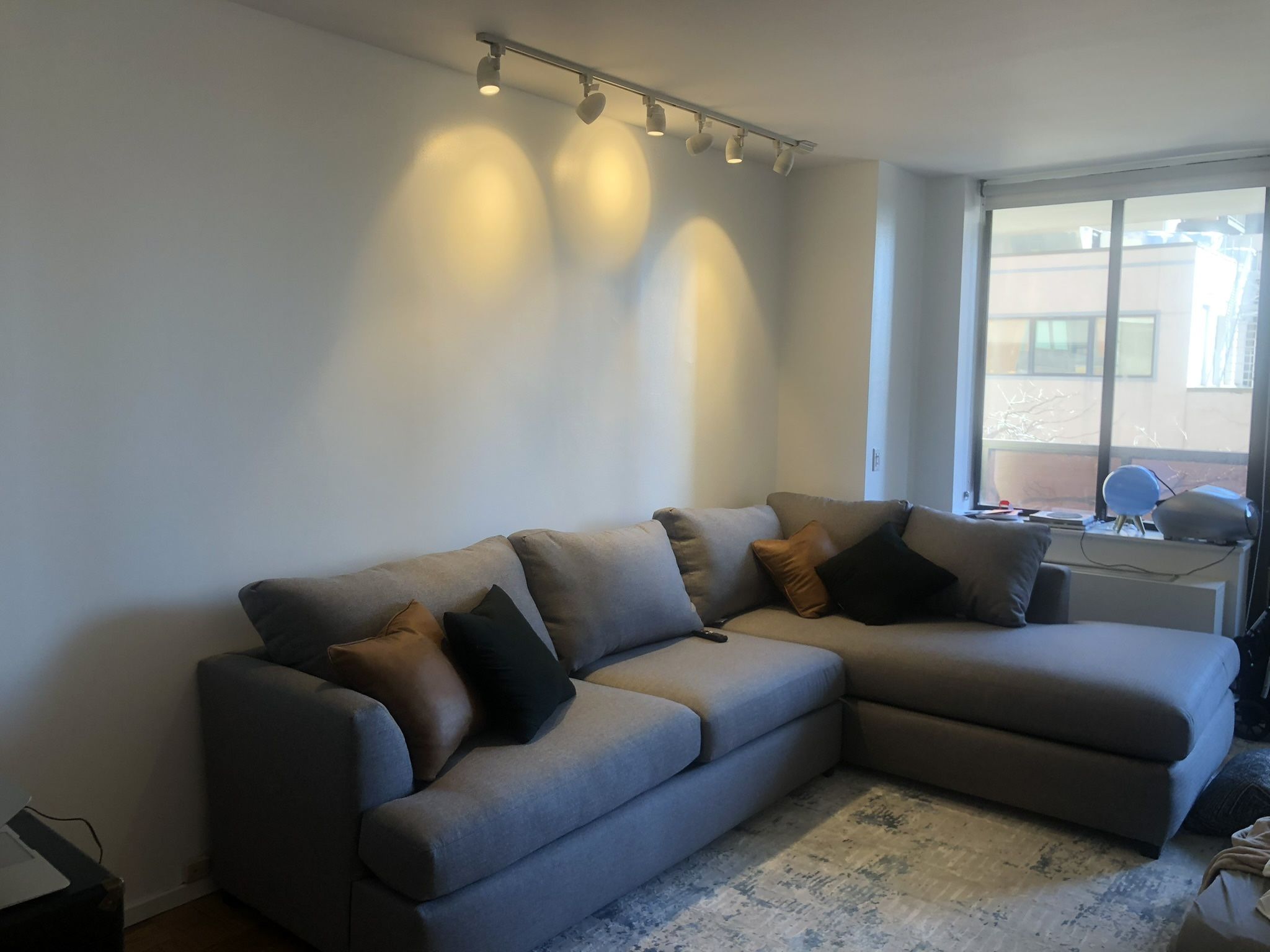Bob’s Grey L Couch for Sale in New York, NY OfferUp