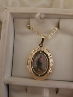 Cadena con dige de San Judas Tadeo de oro laminado