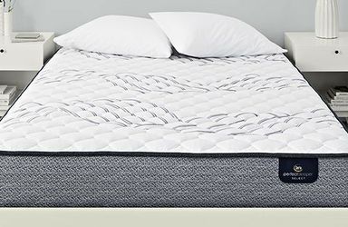 KING MATTRESS SERTA. BRAND NEW. 50% Off