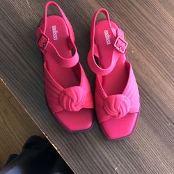 Women’s Melissa Strap Sandals NEW, Never Worn