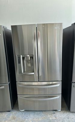 LG 4-Door Refrigerator (French Door Fridge with Drawer Freezer) - Ice Maker Energy Star