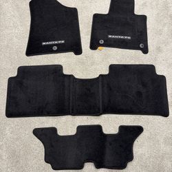 2024 - 2026 Hyundai Santa Fe Floor Mats