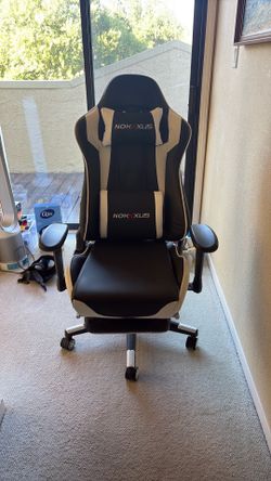Massaging Gaming Chair White/Black