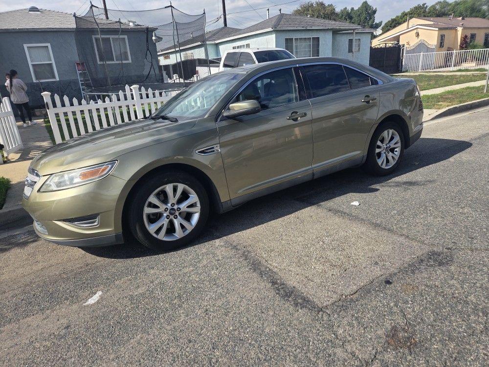 2012 Ford Taurus