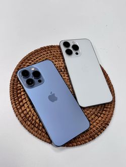 ✨ Pro-Level Cameras! - iPhone 13 Pro – Payments available with $5 DOWN ! - Smartphone 