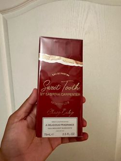 Sweet Tooth by Sabrina Carpenter Cherry Parfum 2.5