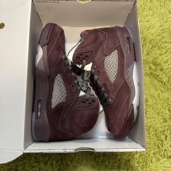 Jordan 5 maroon