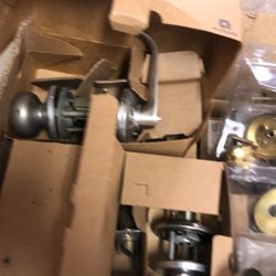 Door Knobs And Dead Bolt Locks